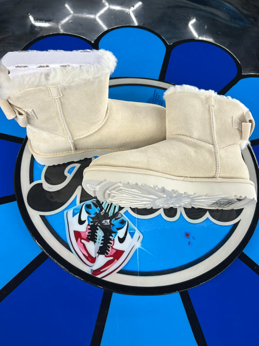 Ugg Boots (White)