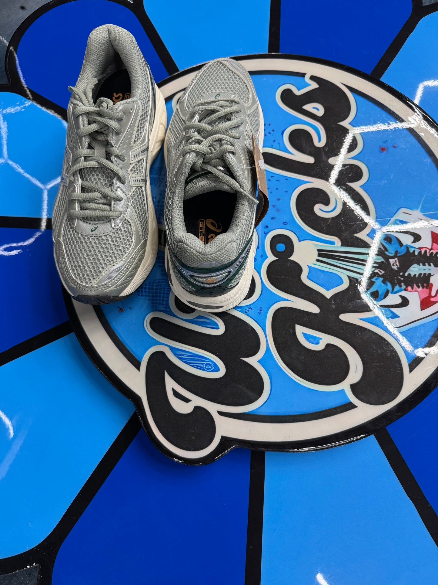 ASICS (Cool Grey)