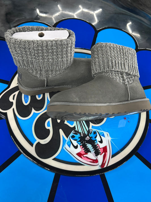 Ugg Boot (Grey)